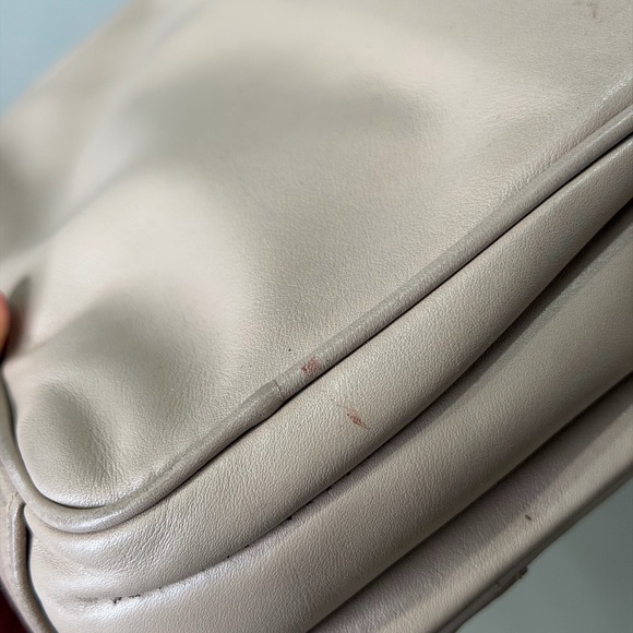 Vintage Tan Crossbody Bag with Gold Accents - Picture 8 of 8